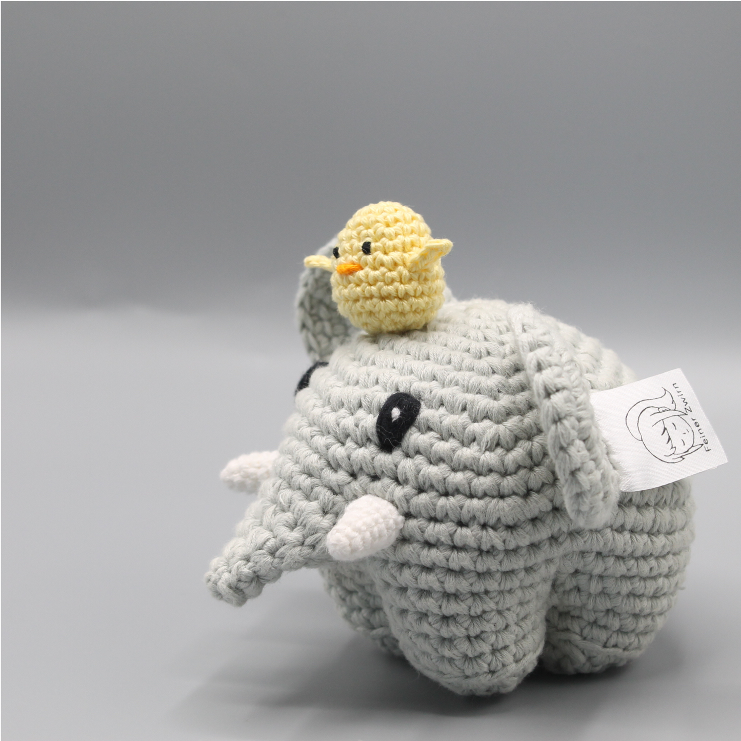 Kuscheltier Elefant Carl mit Küken