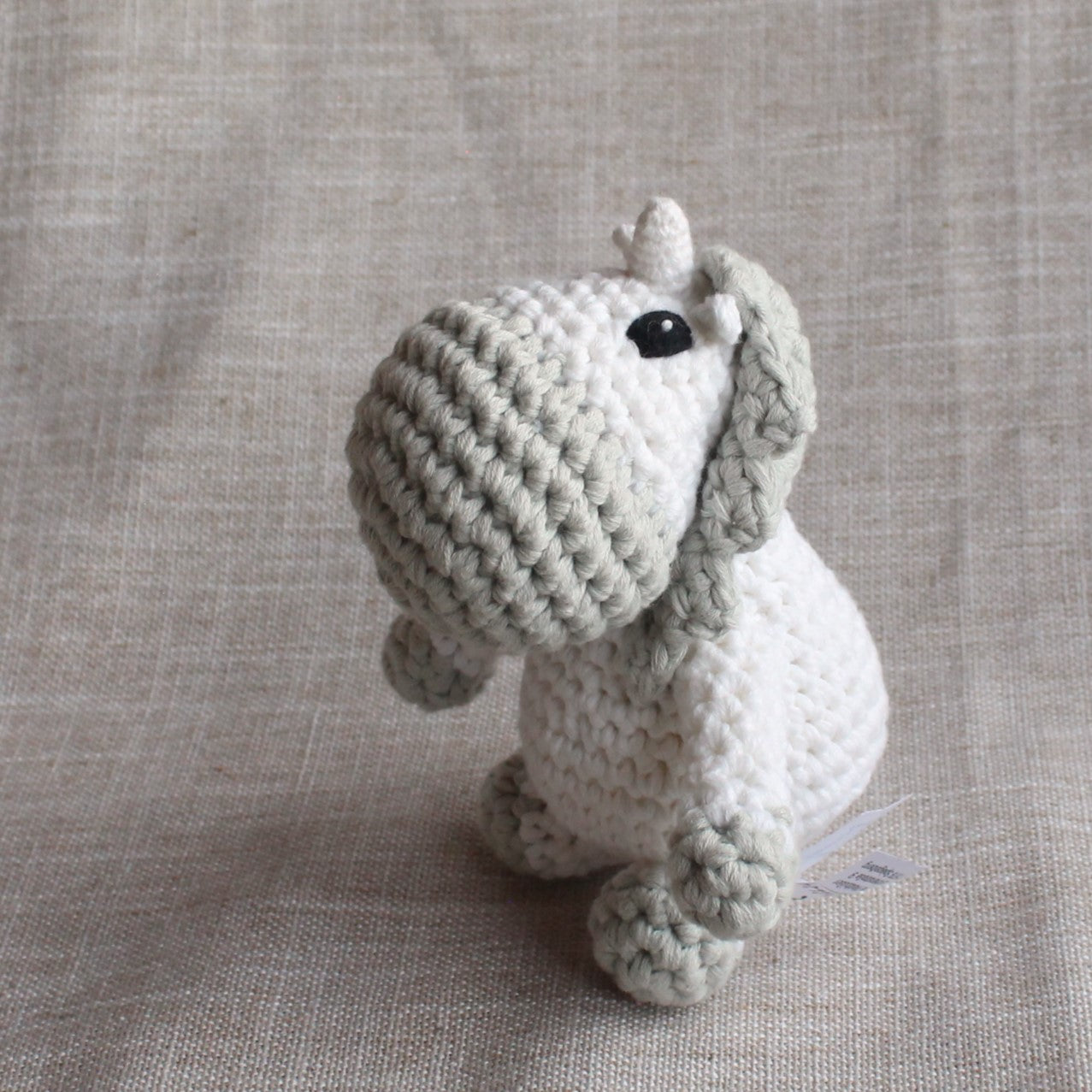 Kuscheltier Einhorn Tamy | Kuscheltier für Mädchen | Zur Geburt