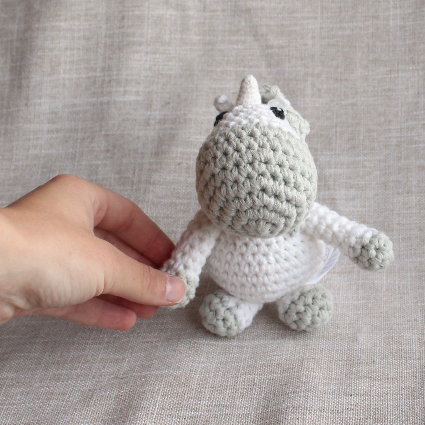Kuscheltier Einhorn Tamy | Kuscheltier für Mädchen | Zur Geburt