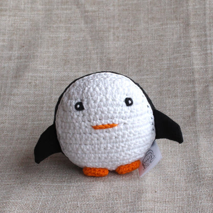Kuscheltier Pinguin Sven | Kuscheltier zur Geburt | Zur Taufe